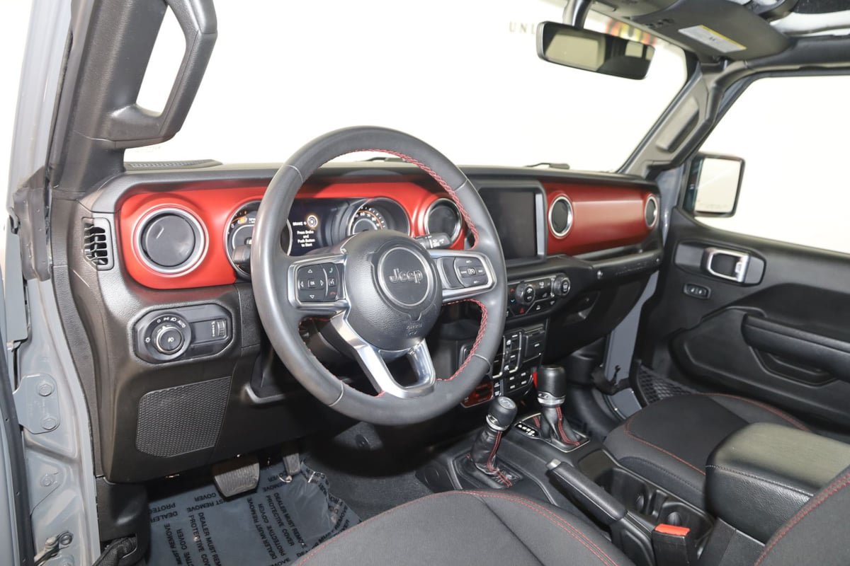 Used 2023 Jeep Wrangler Unlimited Rubicon AWD/4WD image 24