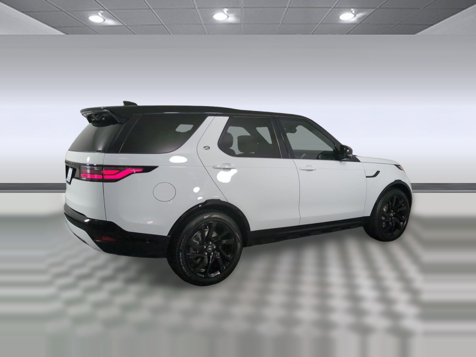Certified 2025 Land Rover Discovery Dynamic SE AWD/4WD image 8