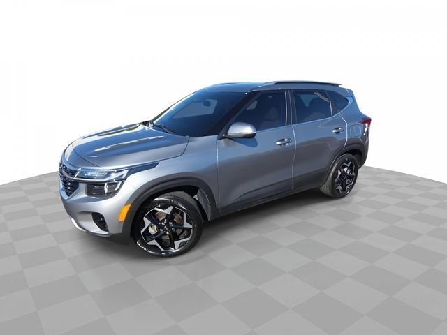 Used 2024 Kia Seltos EX AWD/4WD image 4