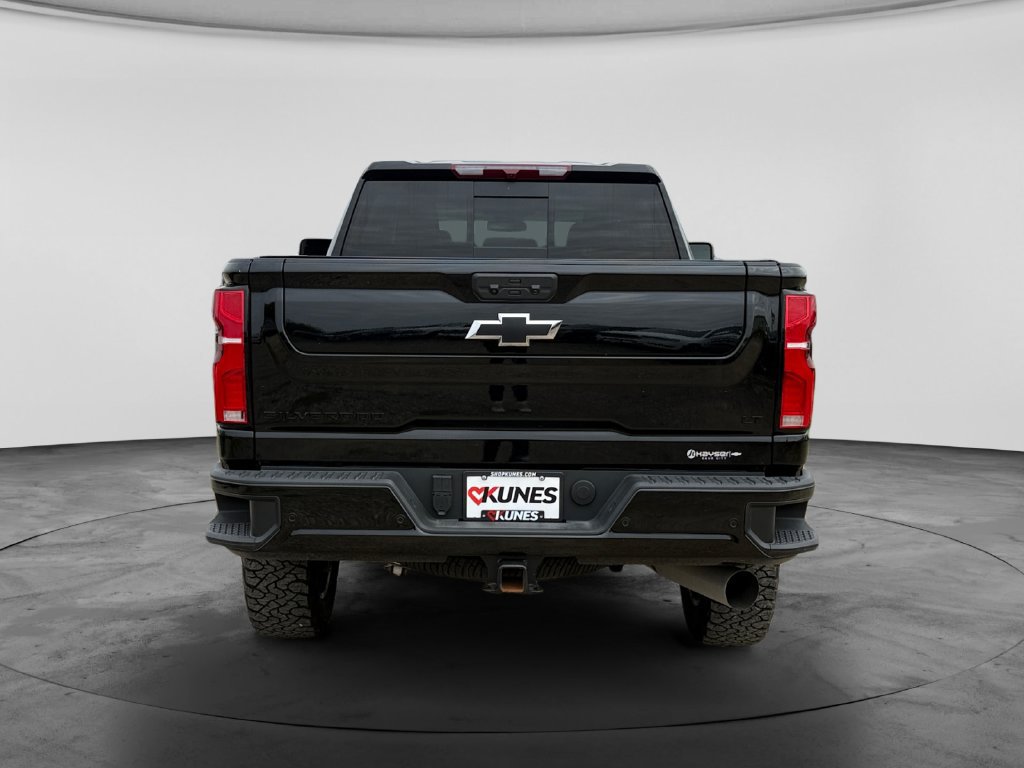 Used 2025 Chevrolet Silverado 2500 LT w/ Trail Boss Package AWD/4WD image 9