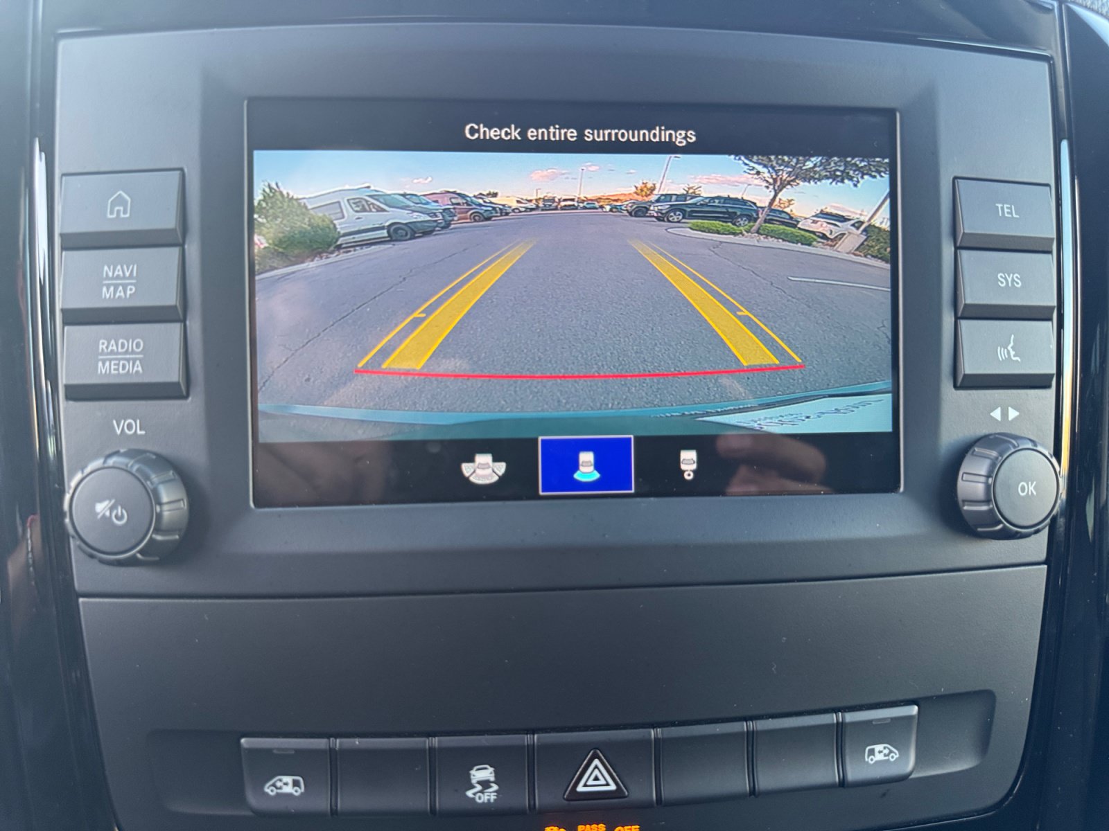 Used 2023 Mercedes-Benz Metris Passenger image 26