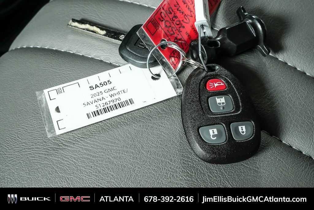 New 2025 GMC Savana 2500 w/ Driver Convenience Package RWD image 30