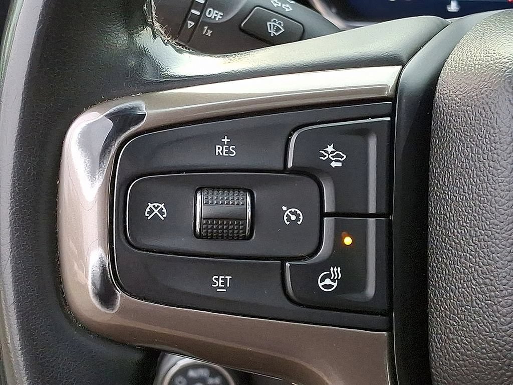 Used 2024 Chevrolet Silverado 3500 High Country w/ High Country Premium Package AWD/4WD image 16