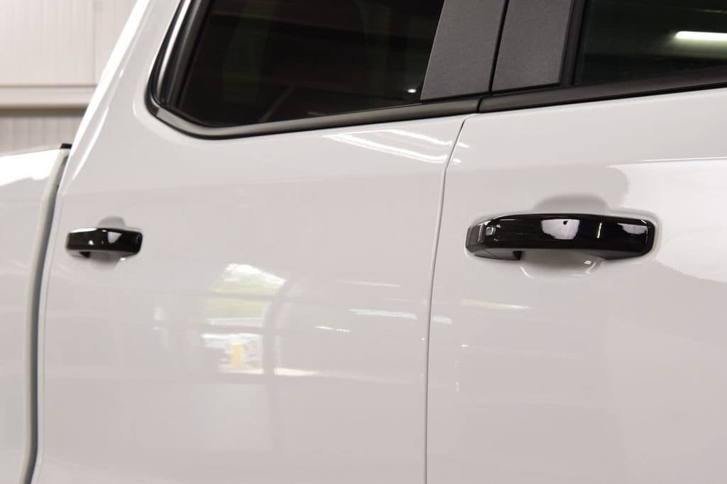 New 2026 Chevrolet Silverado 1500 ZR2 AWD/4WD image 22
