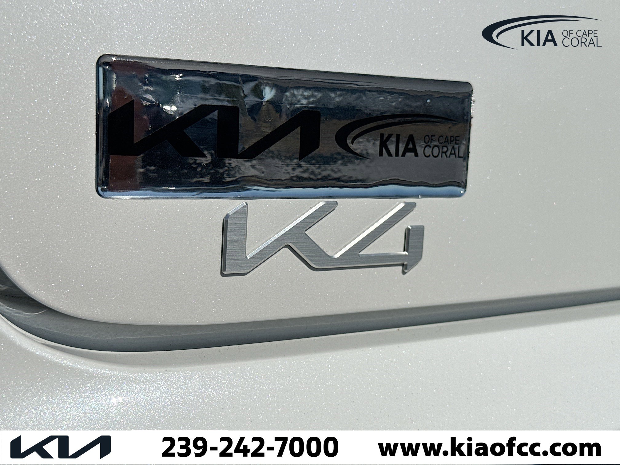 Used 2025 Kia K4 LXS image 11