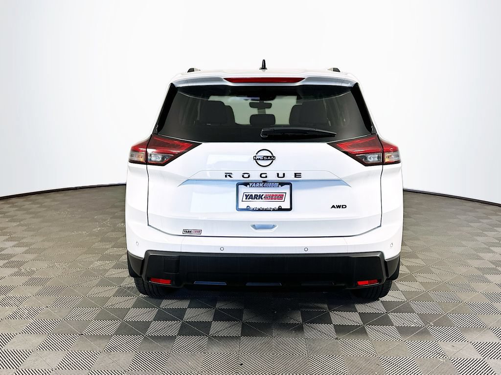 New 2026 Nissan Rogue Dark Armor AWD/4WD image 9