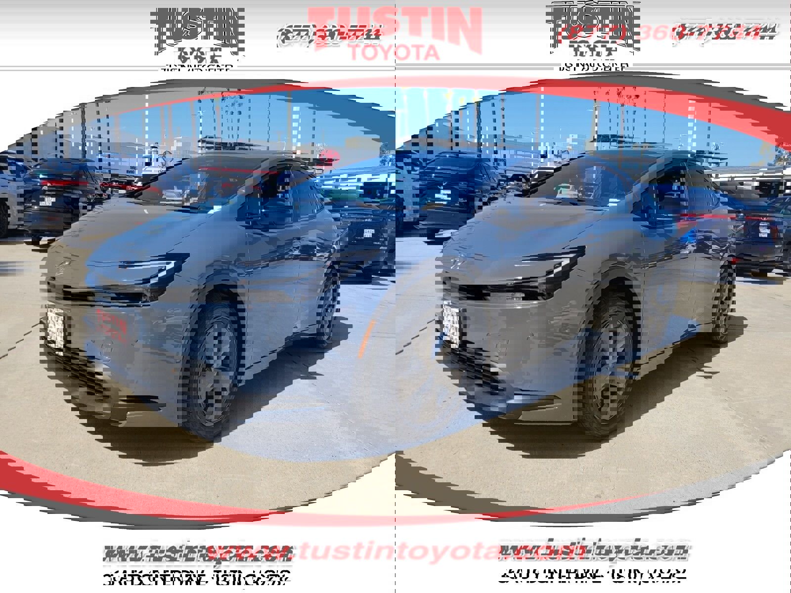 Used 2024 Toyota Prius LE FWD image 1