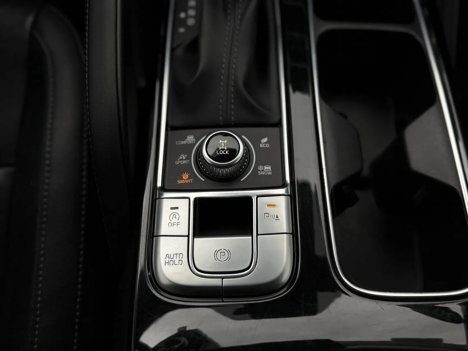 Used 2024 Kia Telluride EX image 39