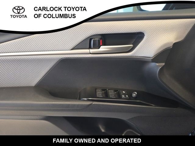 Used 2025 Toyota Camry SE w/ Convenience Package image 11