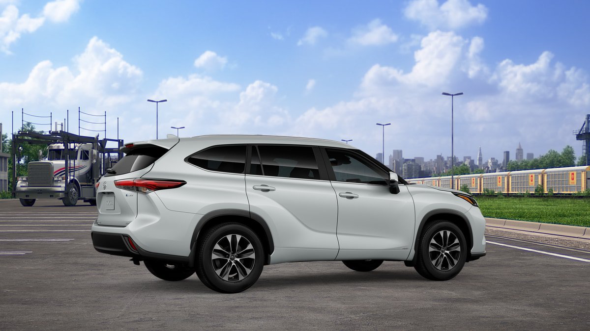New 2026 Toyota Highlander XLE AWD/4WD image 11