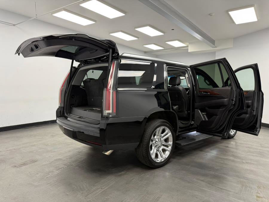 Used 2015 Cadillac Escalade Premium image 25