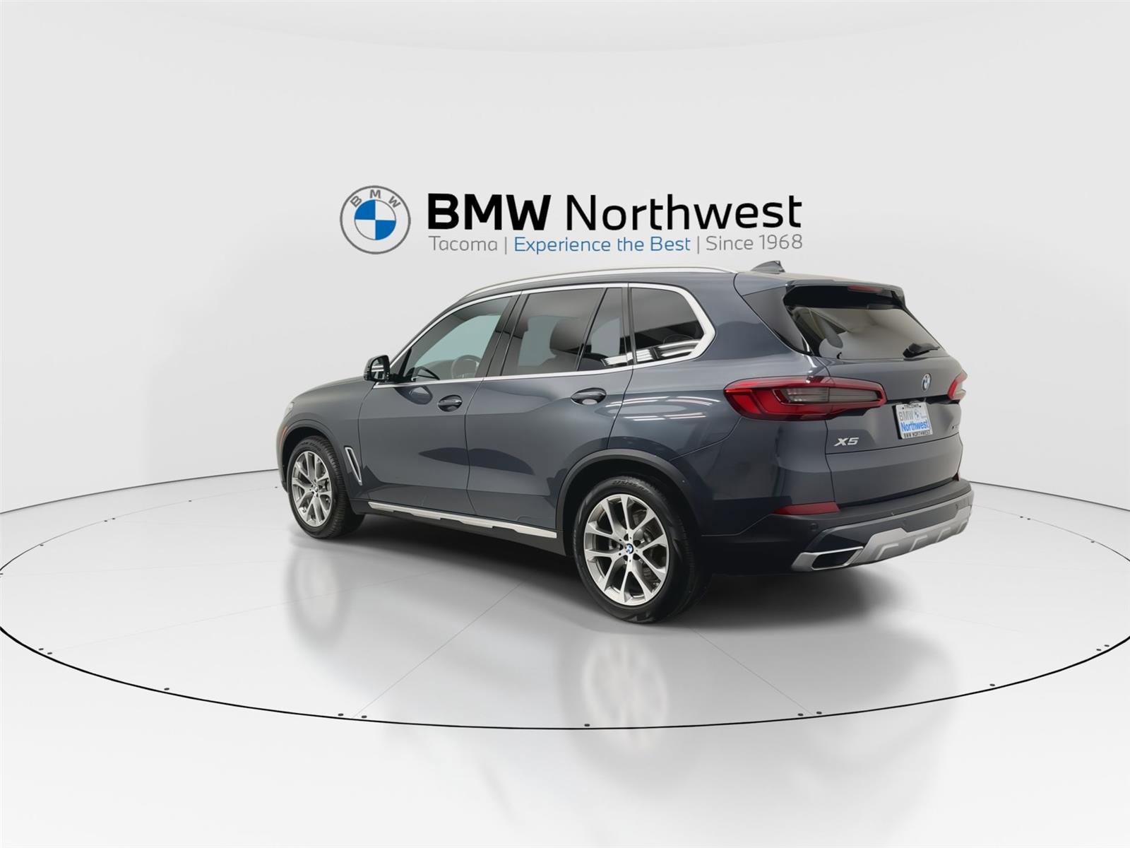 Used 2019 BMW X5 xDrive40i w/ Convenience Package AWD/4WD image 12