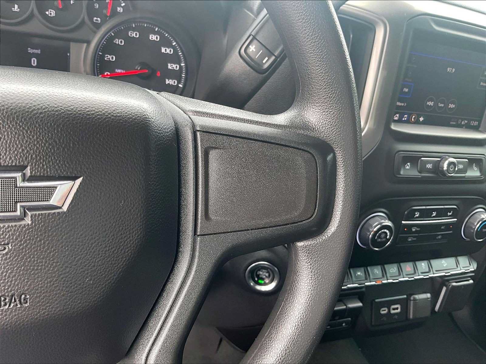 Used 2024 Chevrolet Silverado 1500 Custom Trail Boss w/ LPO, Dark Essentials Package AWD/4WD image 20
