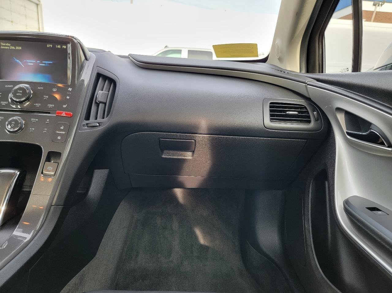 Used 2015 Chevrolet Volt Premium w/ Premium Trim Package FWD image 27