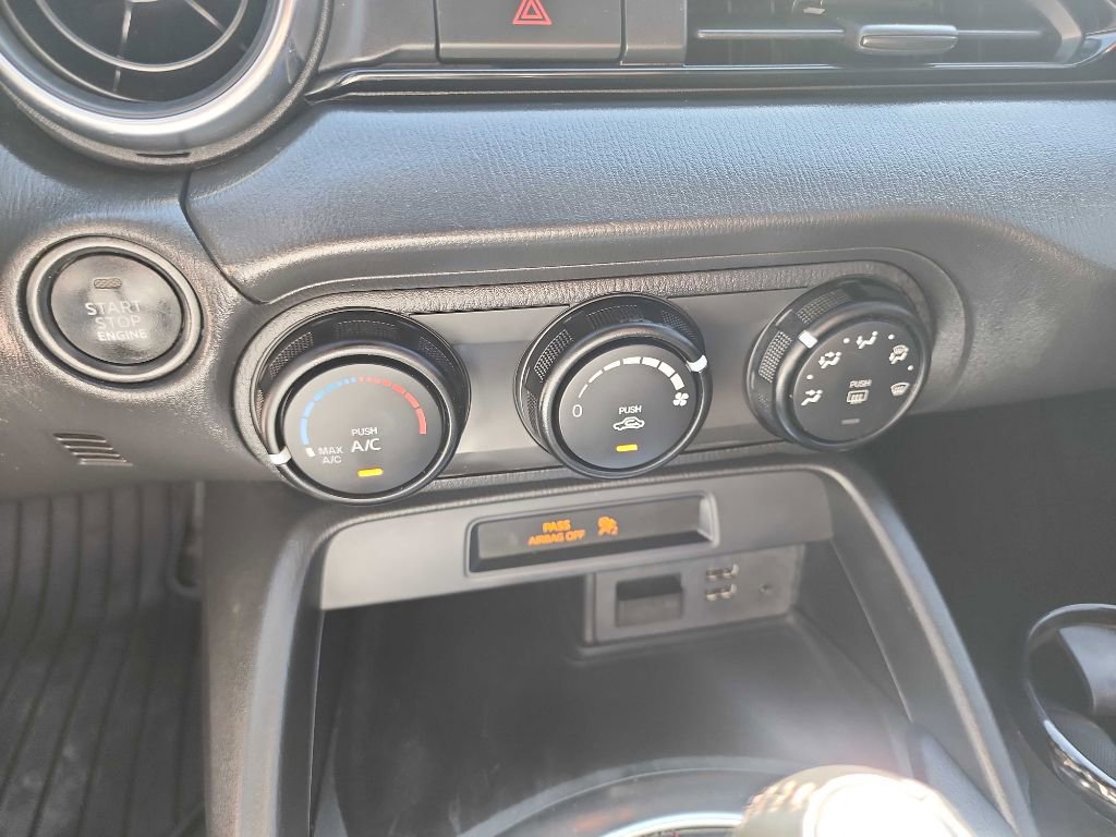 Used 2019 MAZDA MX-5 Miata Sport image 20