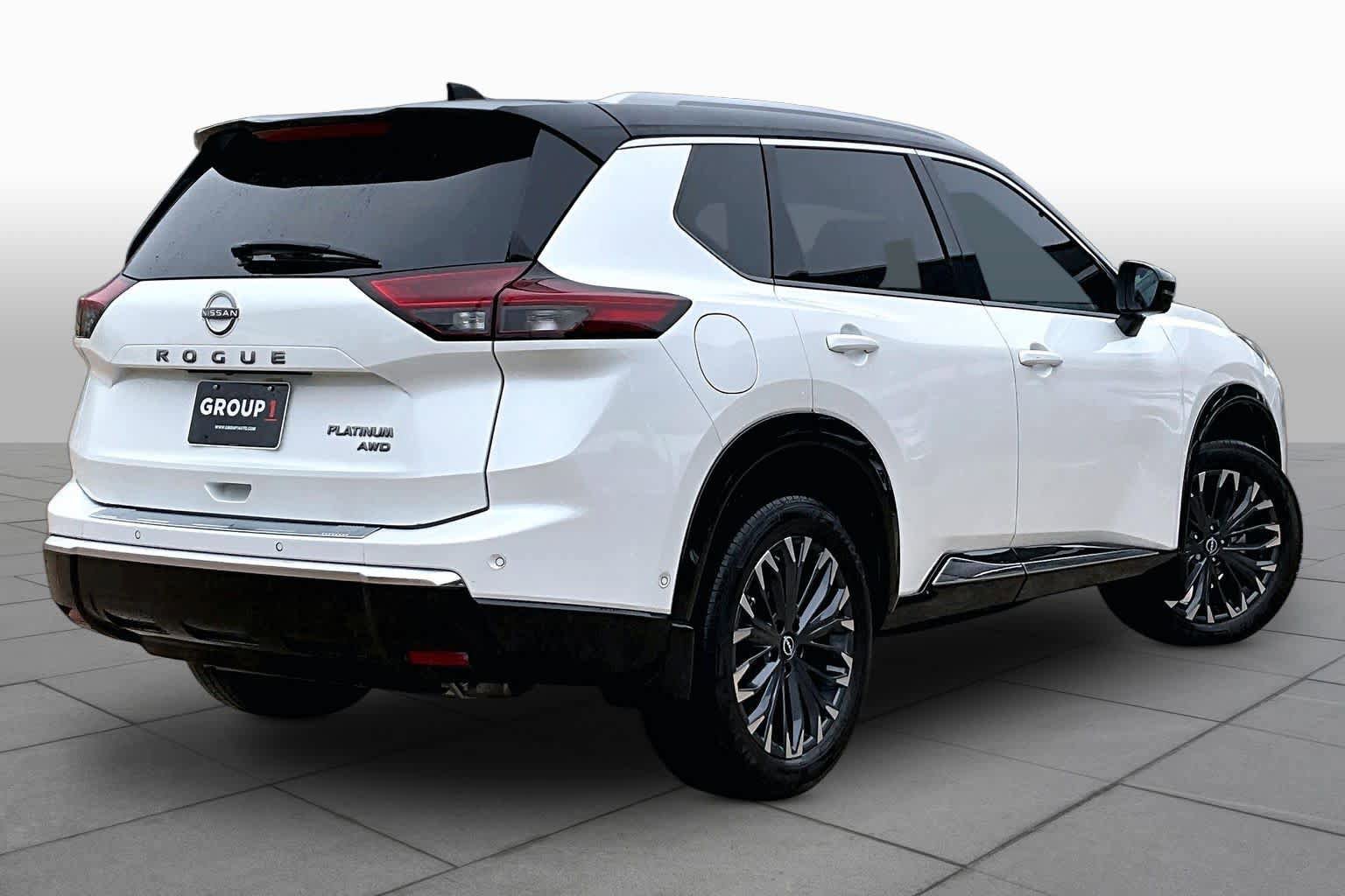 Used 2024 Nissan Rogue Platinum w/ Platinum Premium Package AWD/4WD image 12