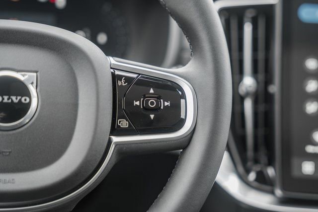 New 2026 Volvo XC90 B6 Plus w/ Protection Package Premier image 29