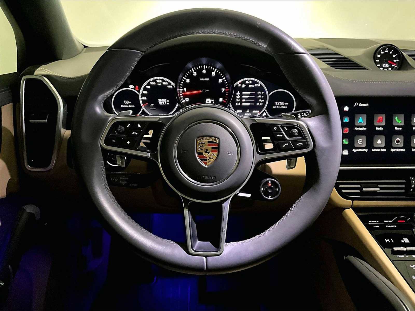 Used 2023 Porsche Cayenne image 18