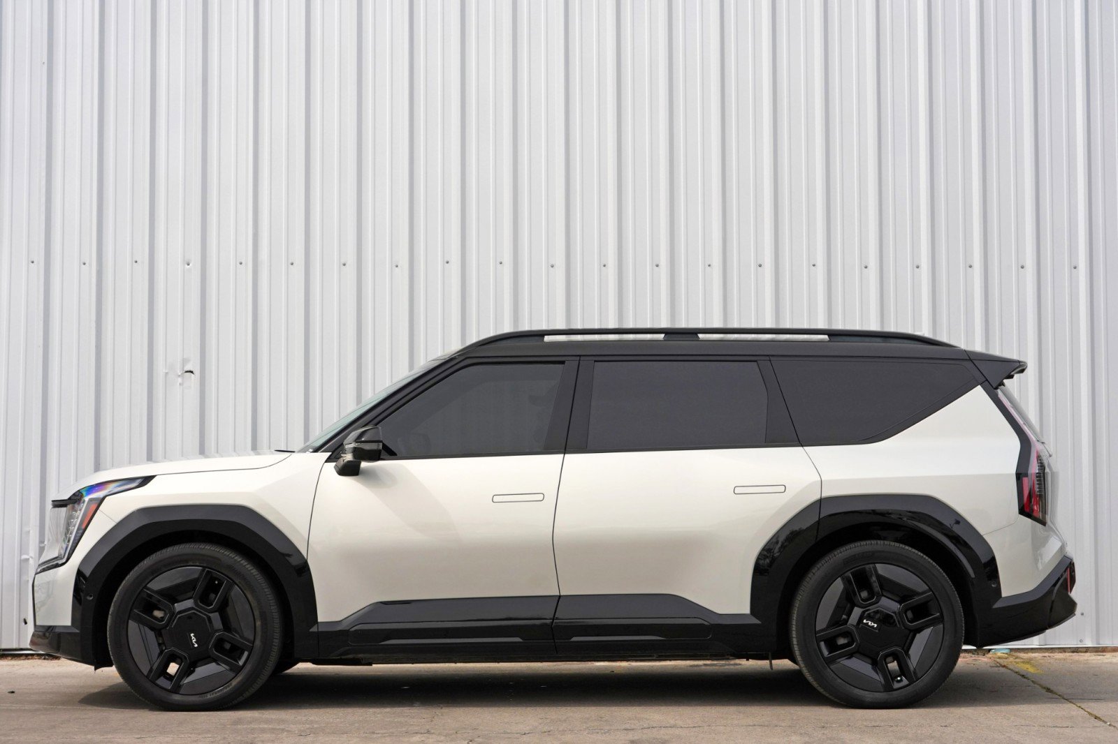 Used 2024 Kia EV9 GT-Line image 54