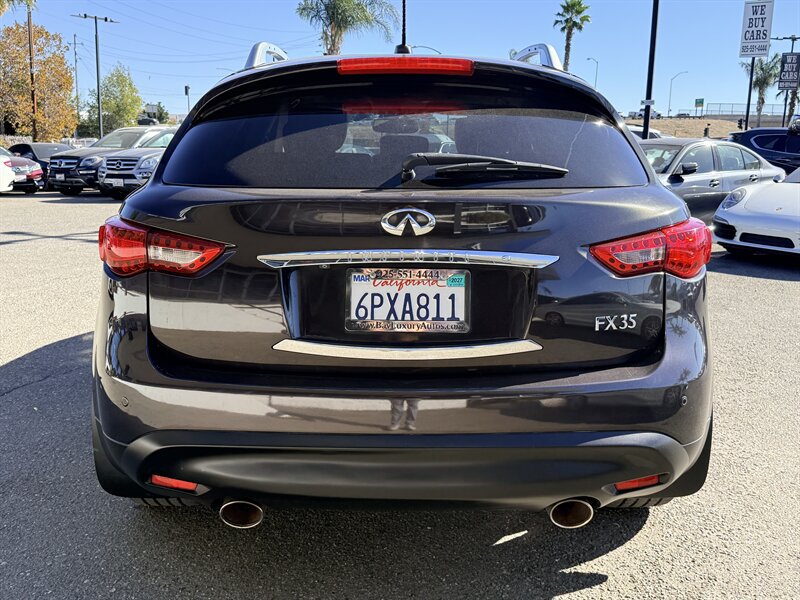 Used 2011 INFINITI FX35 AWD w/ Premium Pkg image 6