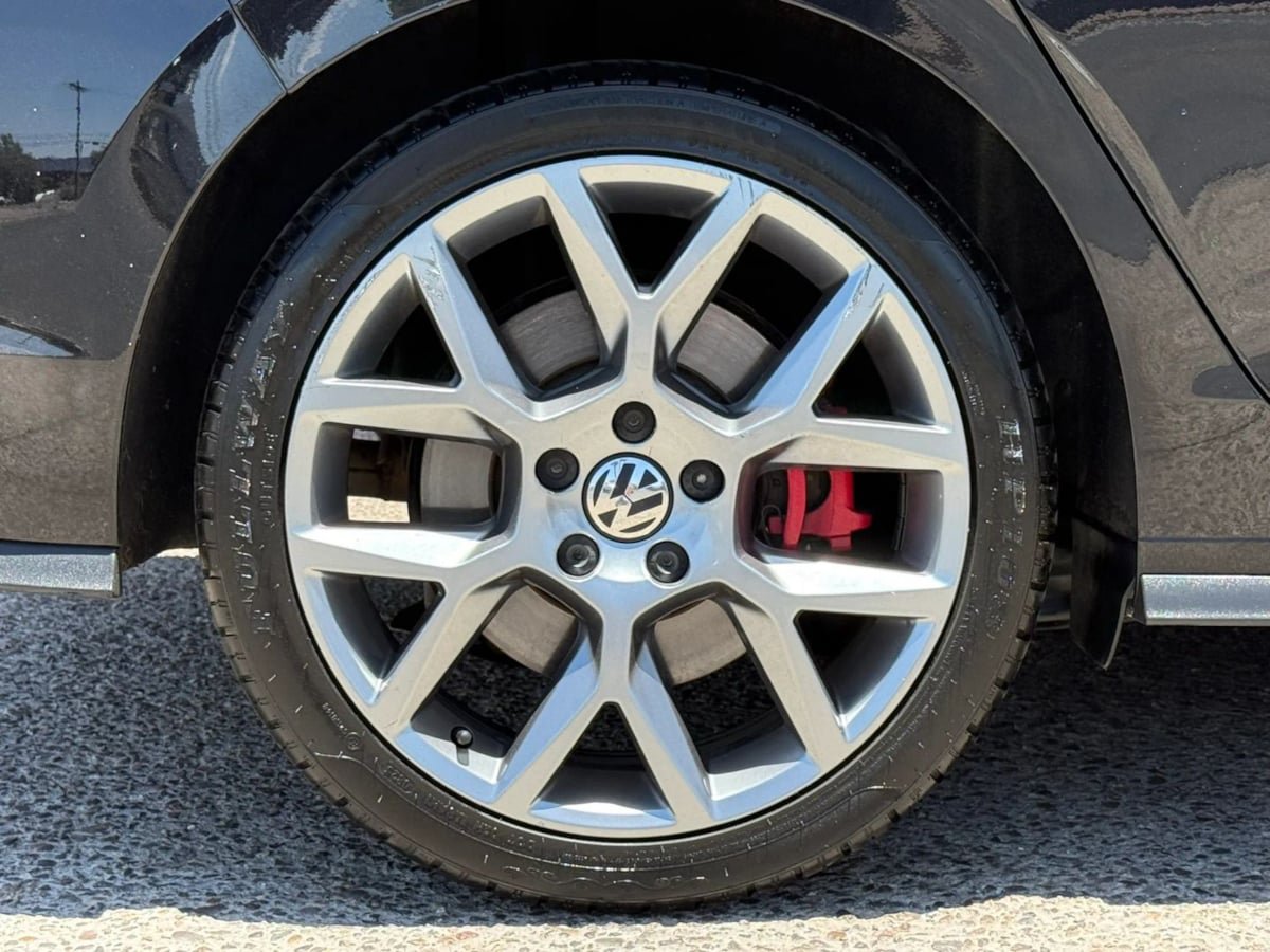 Used 2022 Volkswagen GTI S FWD image 25
