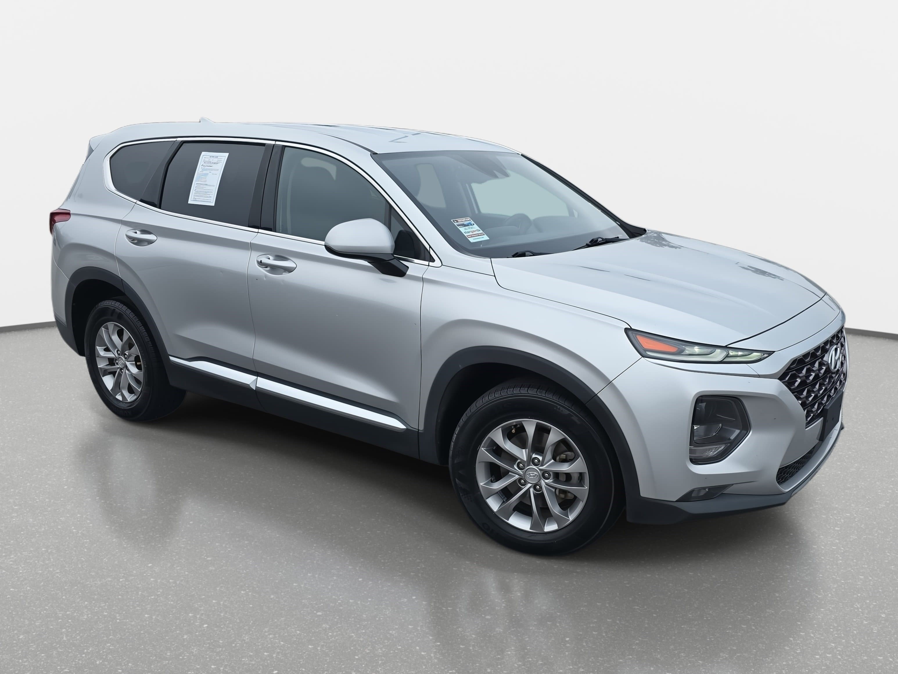 Used 2019 Hyundai Santa Fe SEL image 3