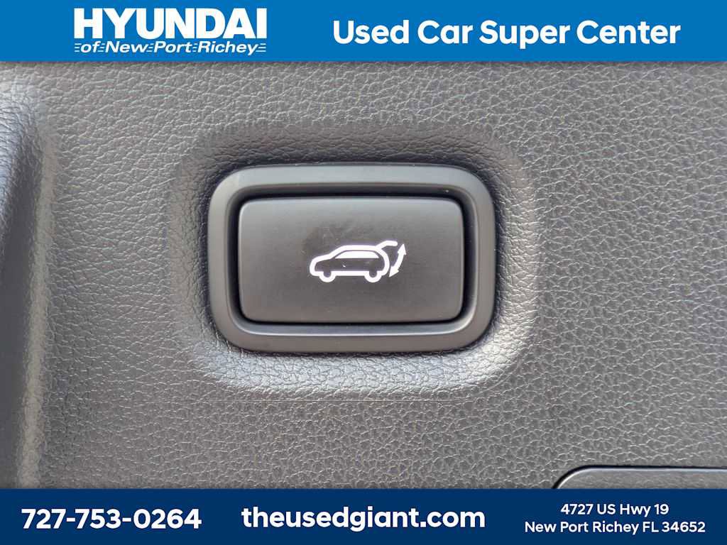 Used 2023 Hyundai Santa Fe SEL AWD/4WD image 13