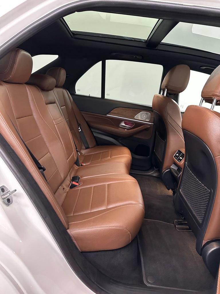 Used 2025 Mercedes-Benz GLE 350 4MATIC image 31