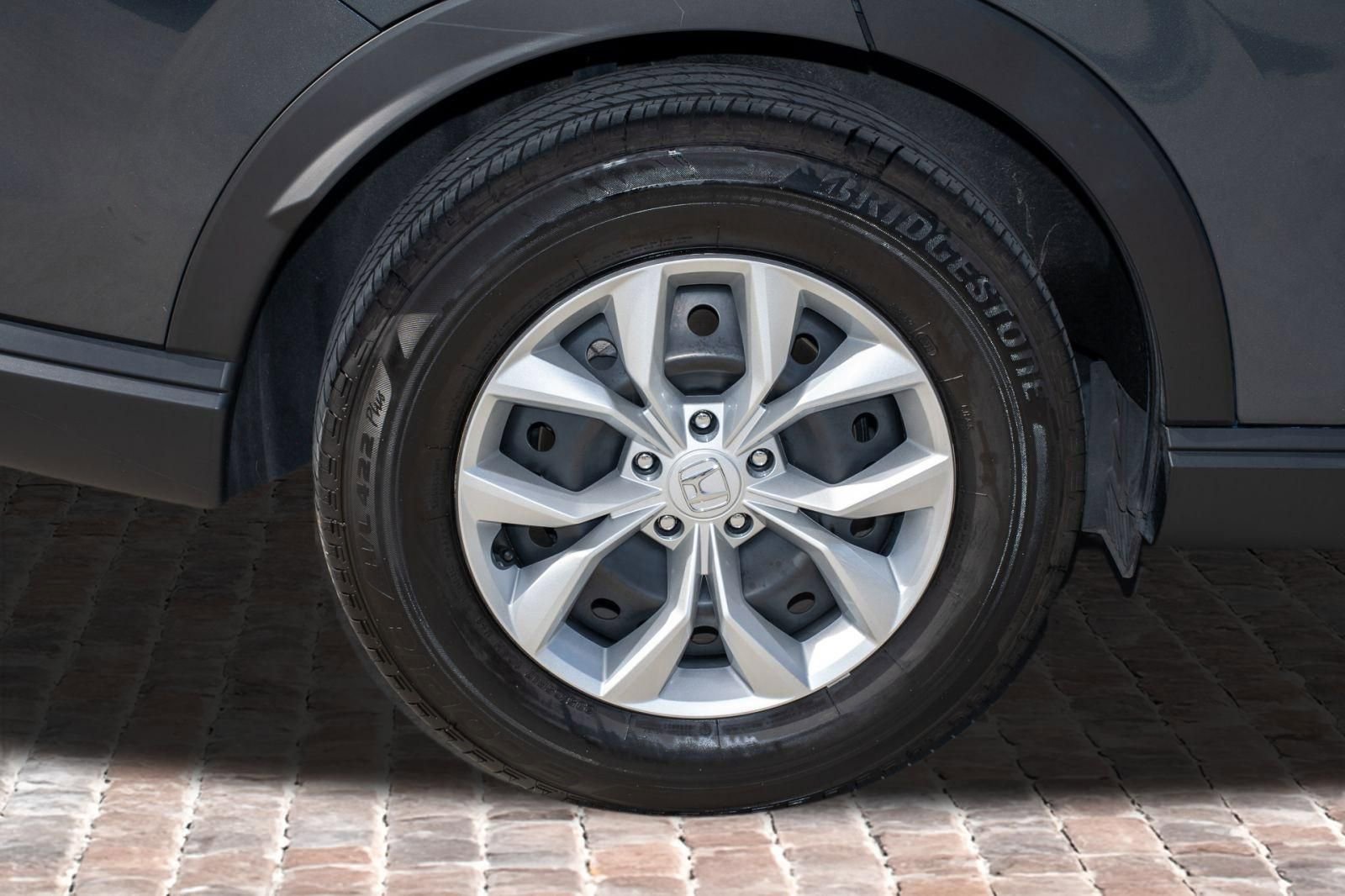Certified 2025 Honda CR-V LX image 40