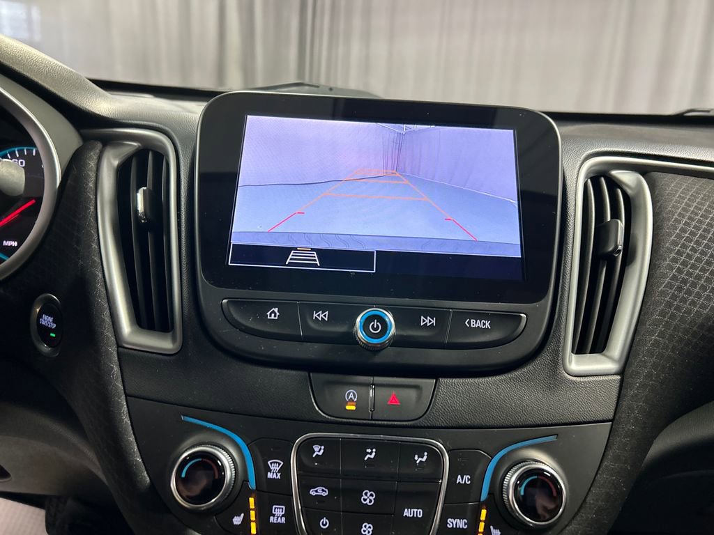 Used 2024 Chevrolet Malibu LT image 17