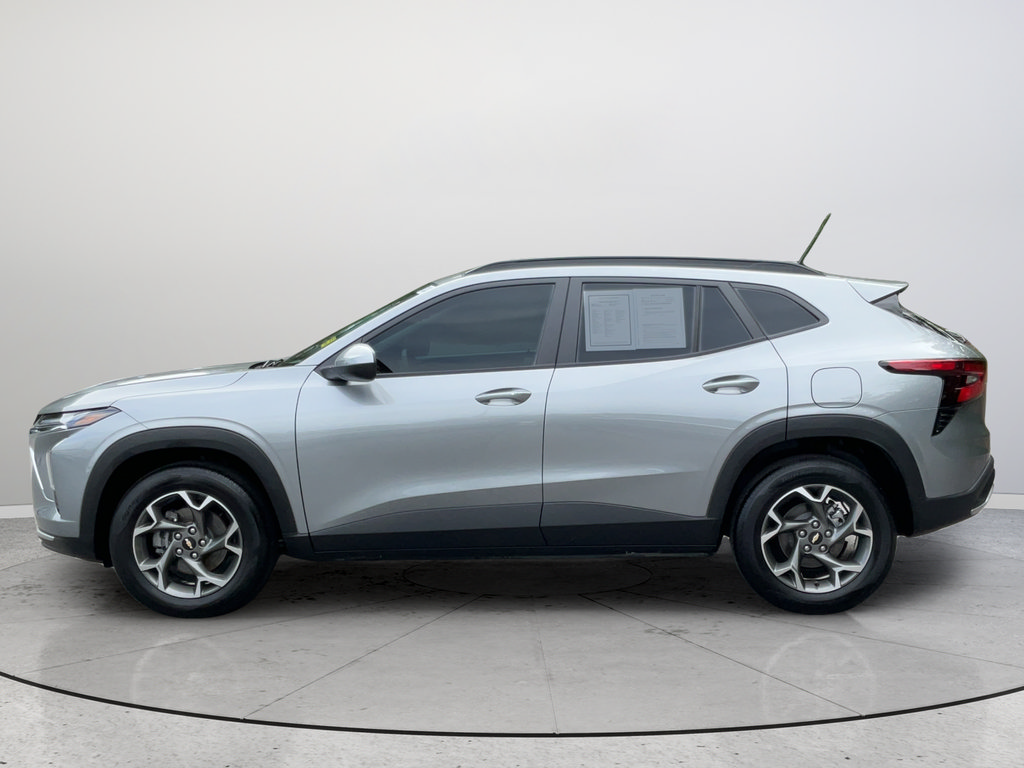 Certified 2026 Chevrolet Trax LT w/ Driver Confidence Package FWD image 10