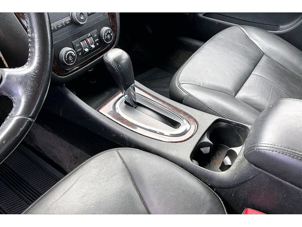 Used 2013 Chevrolet Impala LTZ FWD image 18