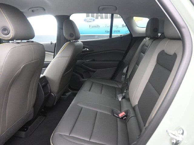 Used 2025 Chevrolet Trax ACTIV w/ Driver Confidence Package FWD image 9