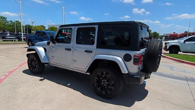 Used 2023 Jeep Wrangler Unlimited Sahara AWD/4WD image 38