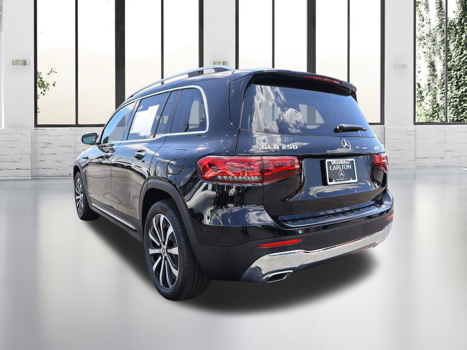 Certified 2021 Mercedes-Benz GLB 250 image 3