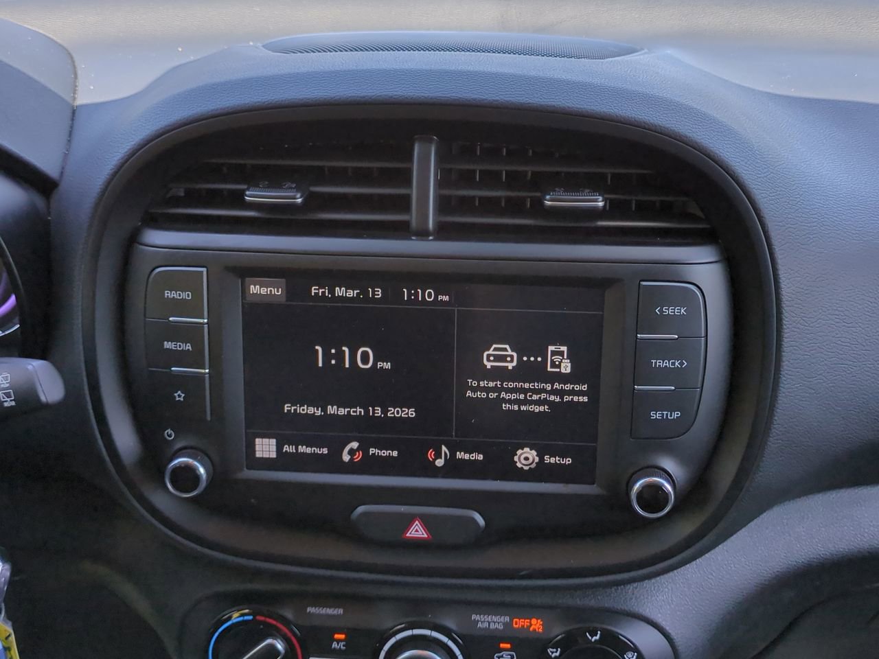 Certified 2025 Kia Soul LX image 18