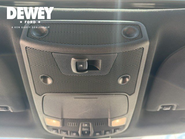 Used 2017 Ford F150 Platinum w/ Equipment Group 701A Luxury AWD/4WD image 20
