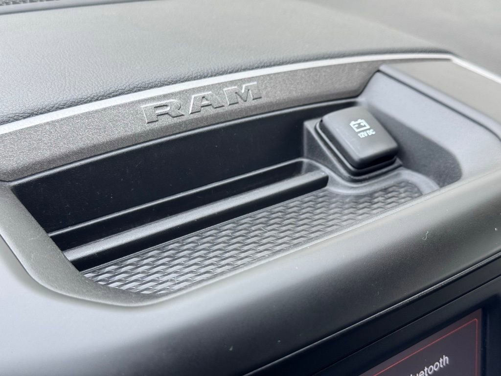 Used 2022 RAM 3500 Tradesman image 30