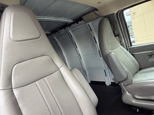 Used 2025 Chevrolet Express 2500 Extended w/ Driver Convenience Package RWD image 28