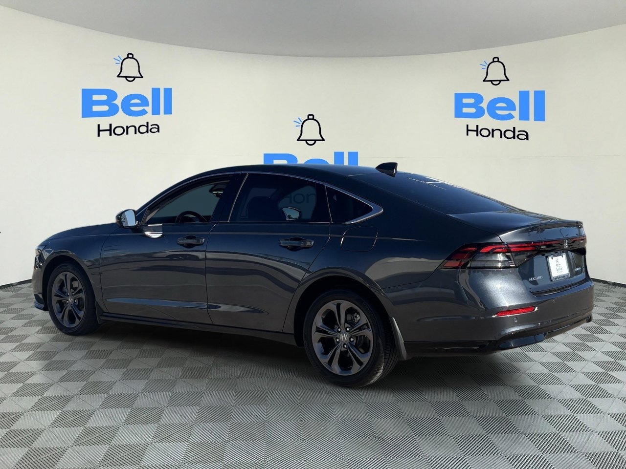 Certified 2025 Honda Accord EX-L image 3