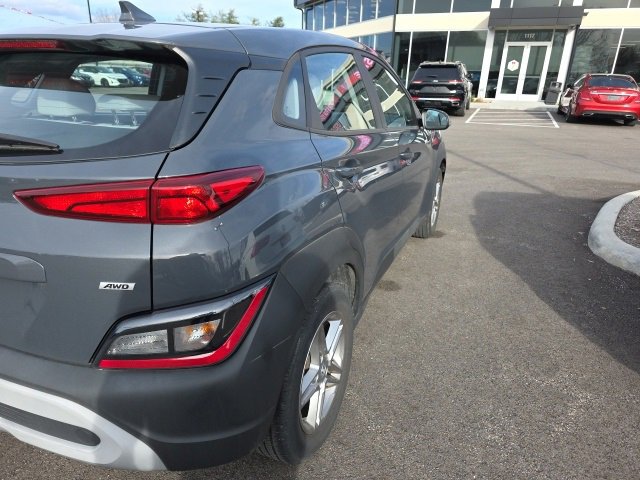 Used 2023 Hyundai Kona SE image 10