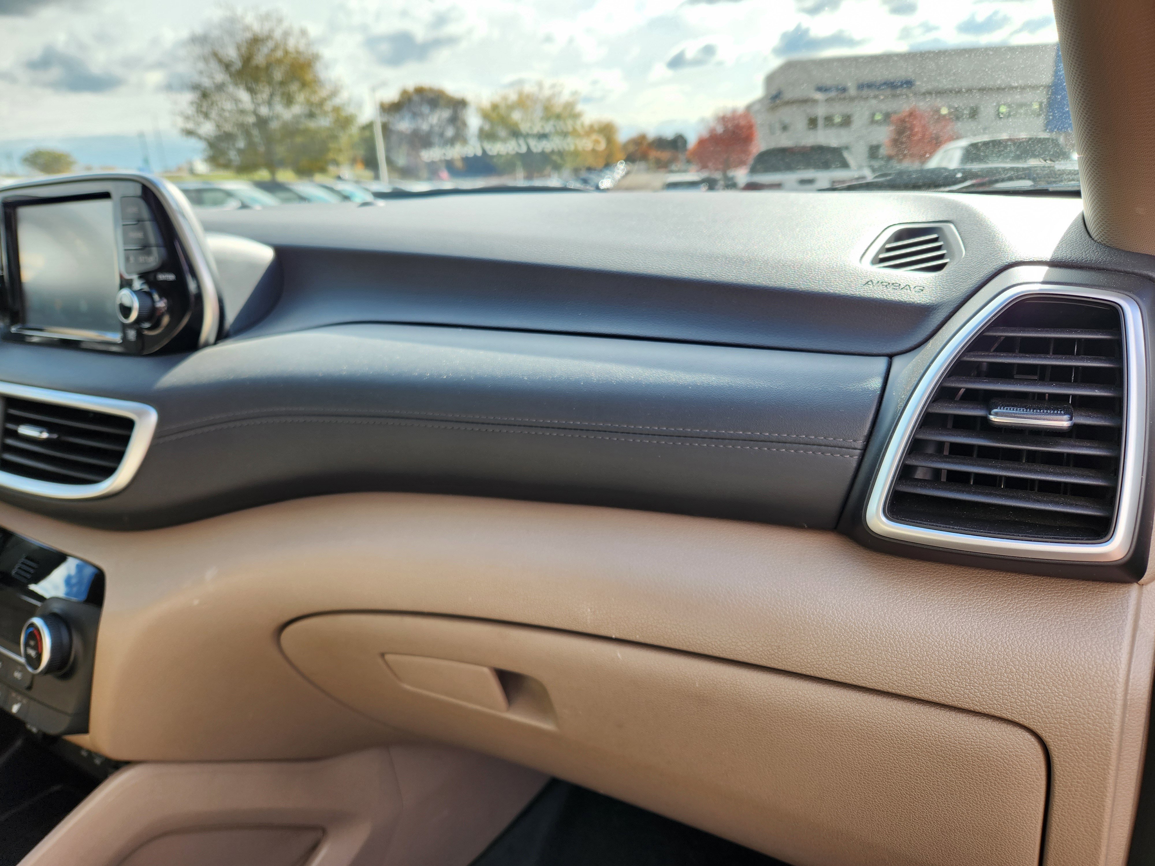 Certified 2021 Hyundai Tucson Limited image 17