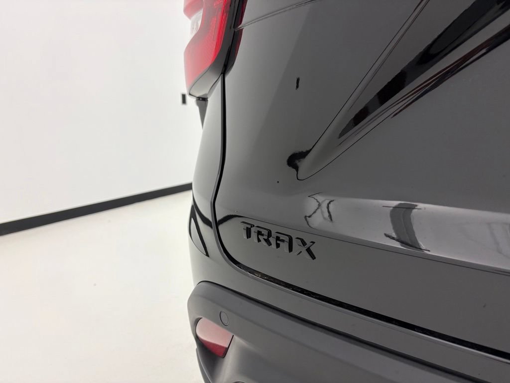 New 2026 Chevrolet Trax RS w/ Driver Confidence Package FWD image 23