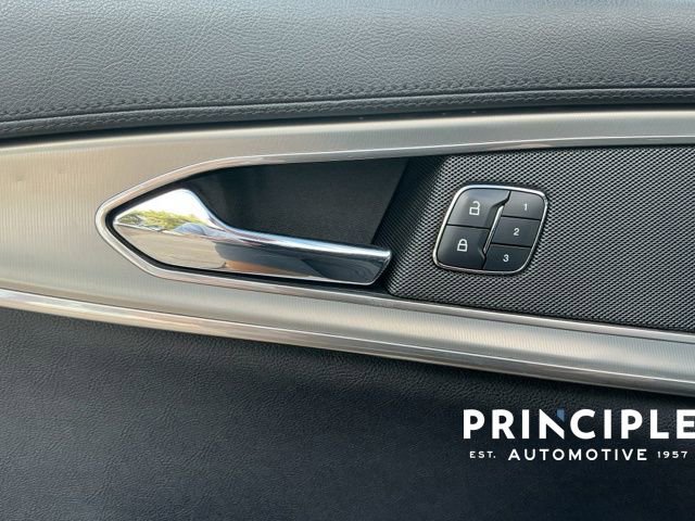 Used 2016 Lincoln MKX Reserve w/ Technology Package image 25