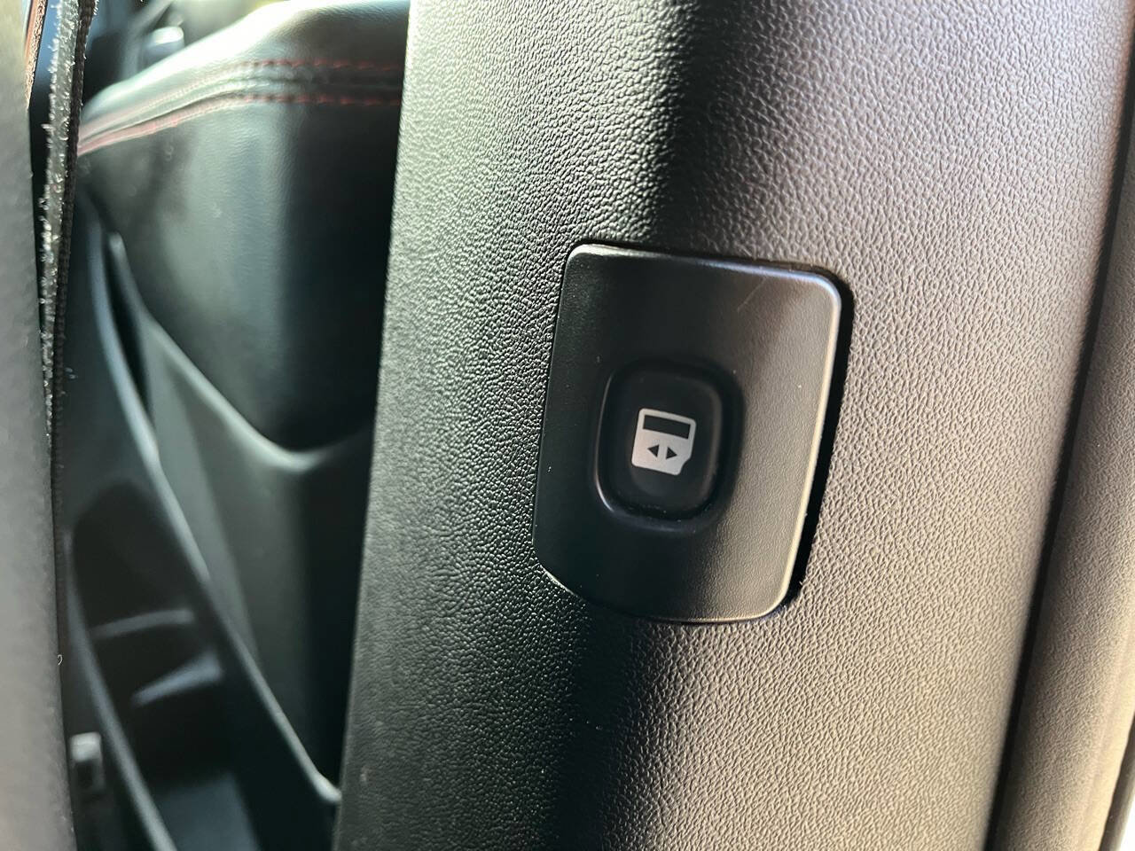 Used 2018 Dodge Grand Caravan GT image 15