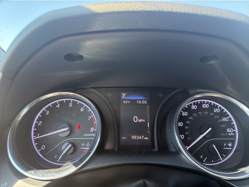 Used 2019 Toyota Camry LE FWD image 10