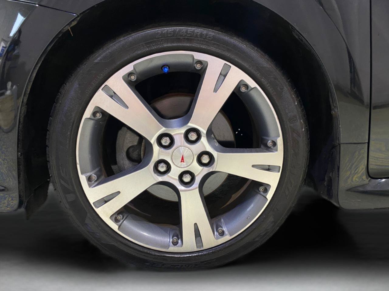 Used 2009 Pontiac Vibe GT FWD image 7