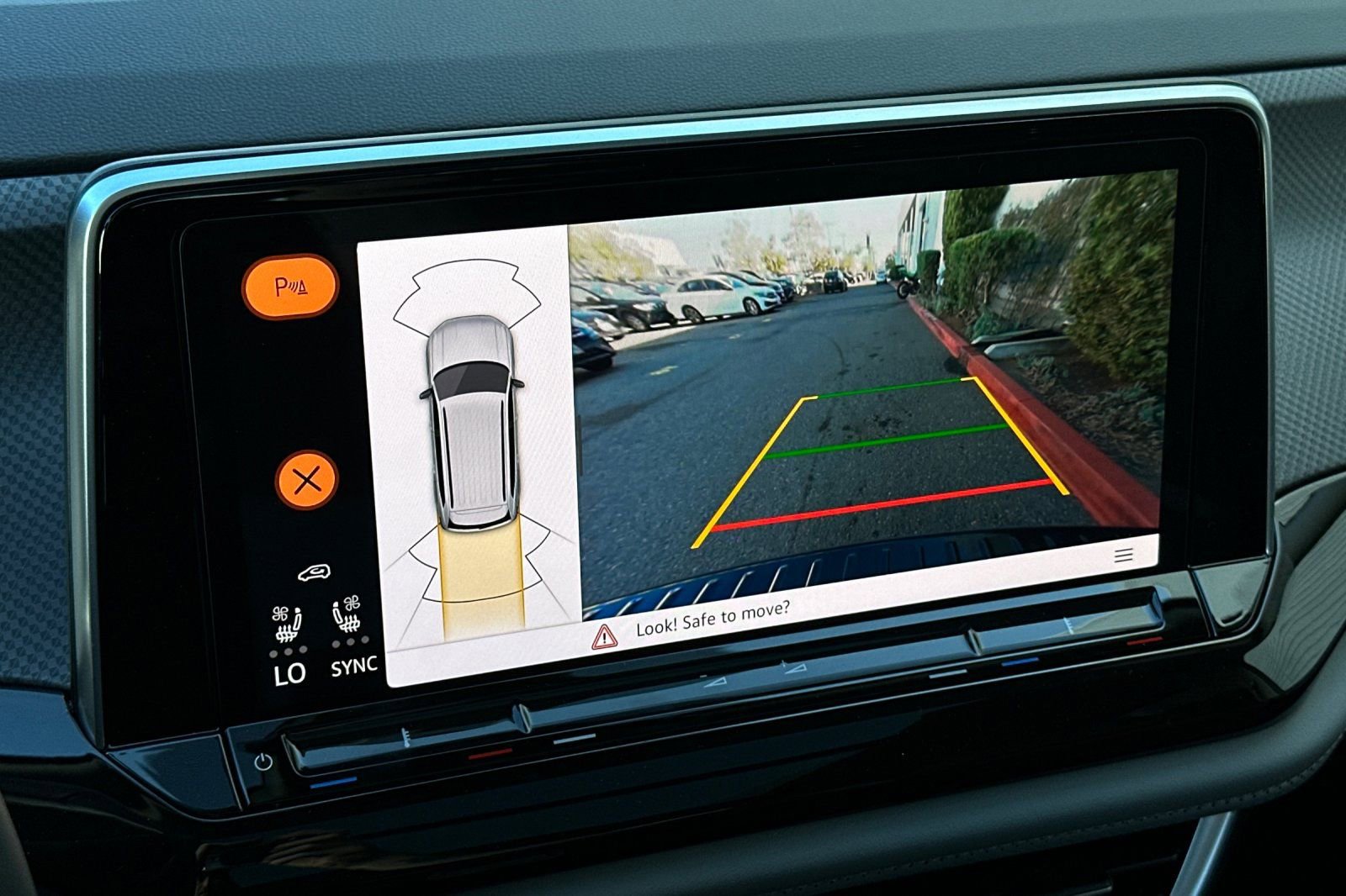 New 2025 Volkswagen Atlas Peak Edition SE image 20