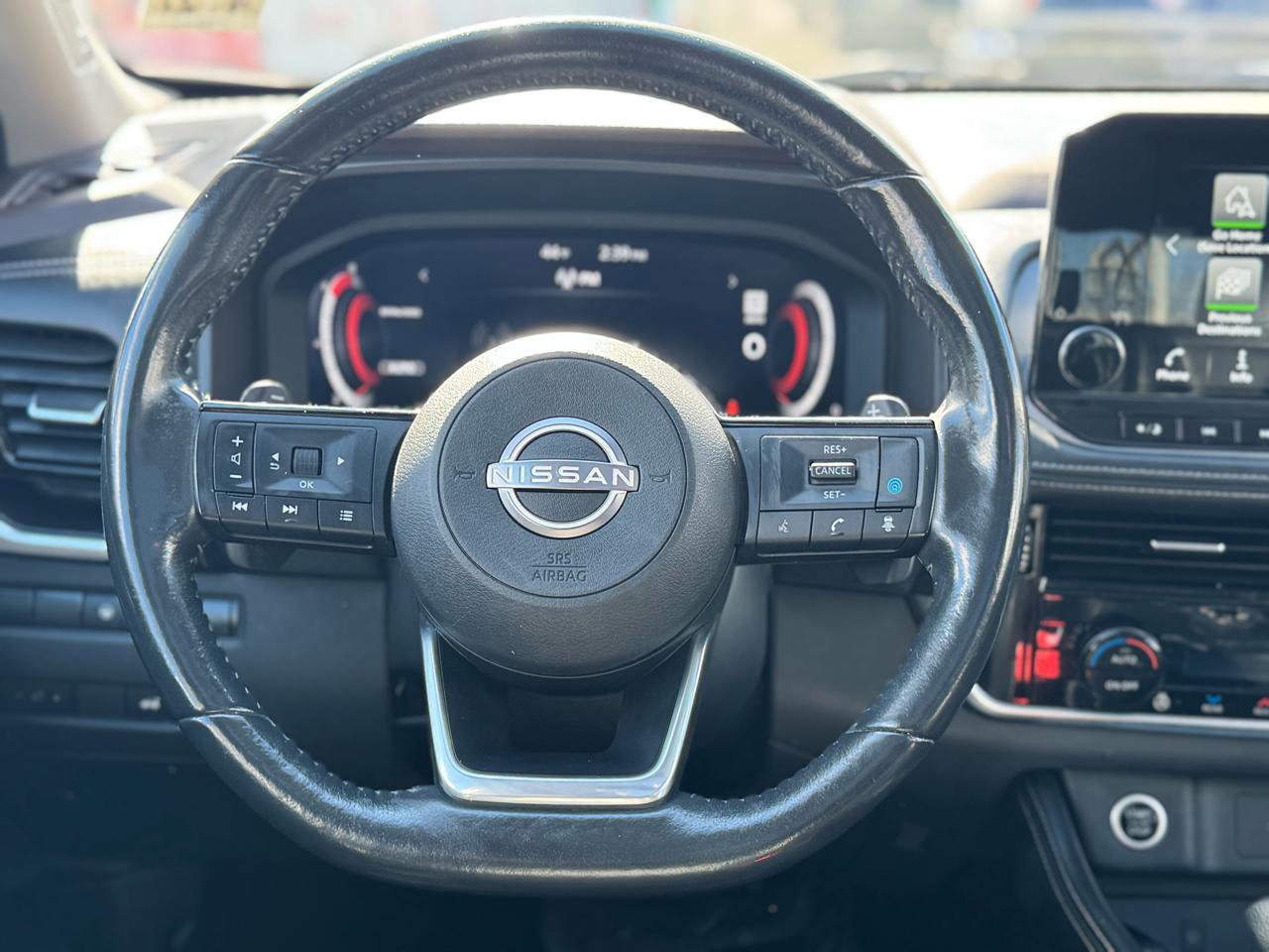 Used 2022 Nissan Rogue Platinum w/ Head-Up Display Package AWD/4WD image 28