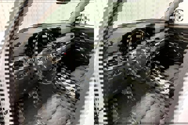 Used 2021 Kia Telluride SX w/ SX Prestige Package image 17